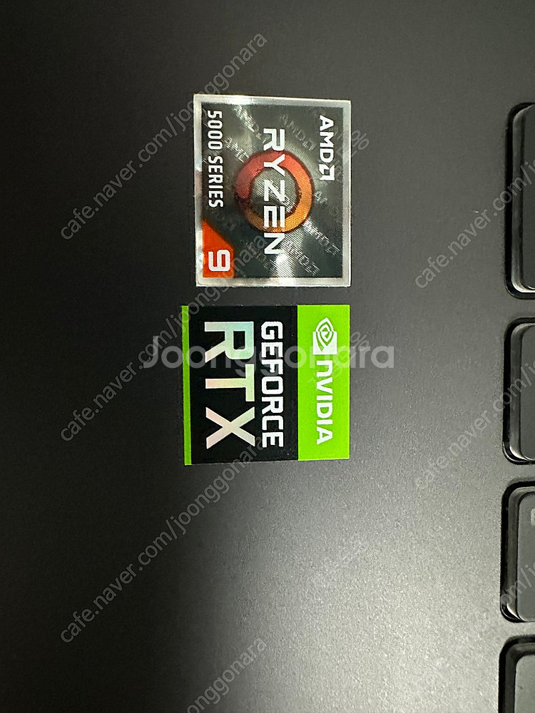 ASUS ROG STRIX G713QM-HX185 RT...--2