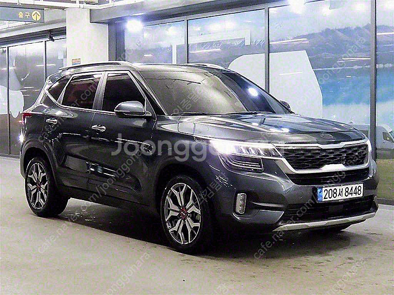 기아 셀토스 가솔린 16 터보 2WD 중고차 판매합니다...--0