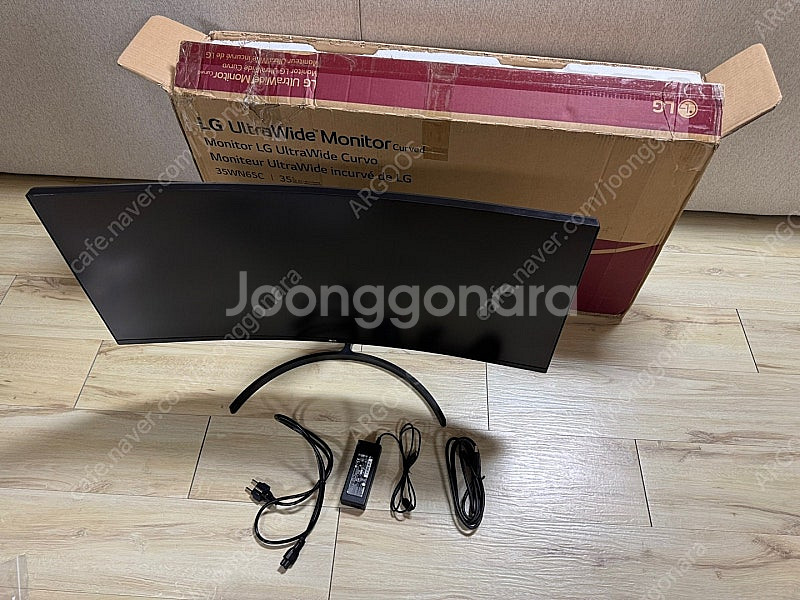 LG 35인치 울트라와이드 모니터 팝니다--3