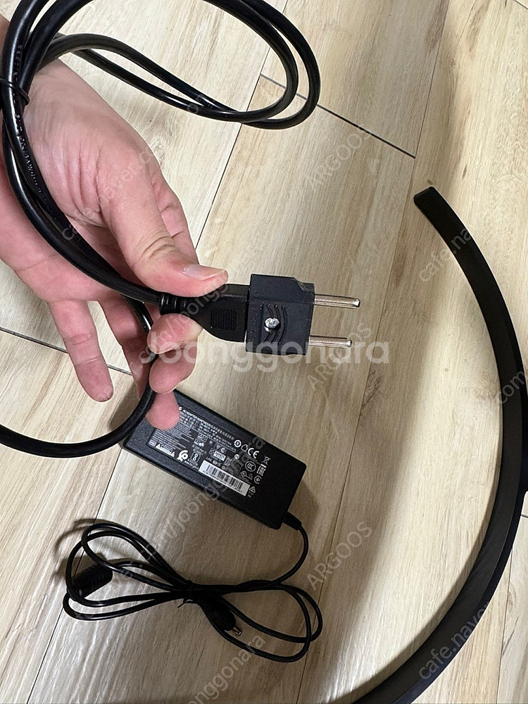 LG 35인치 울트라와이드 모니터 팝니다--6