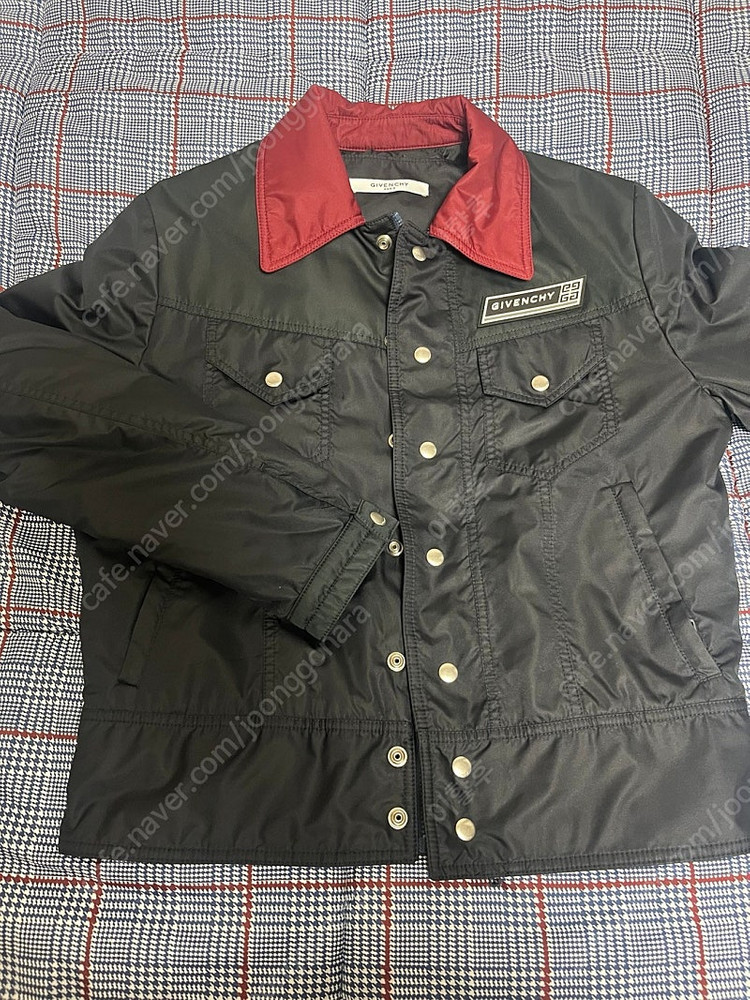 지방시 givency 블랙 후드 누빔 자켓 100사이즈 이미지