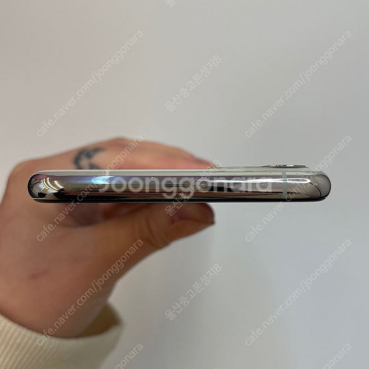 02580 아이폰11프로맥스 배터리성능 84% 실버 64GB 판매합니다 33만원 텔레그램OK--3