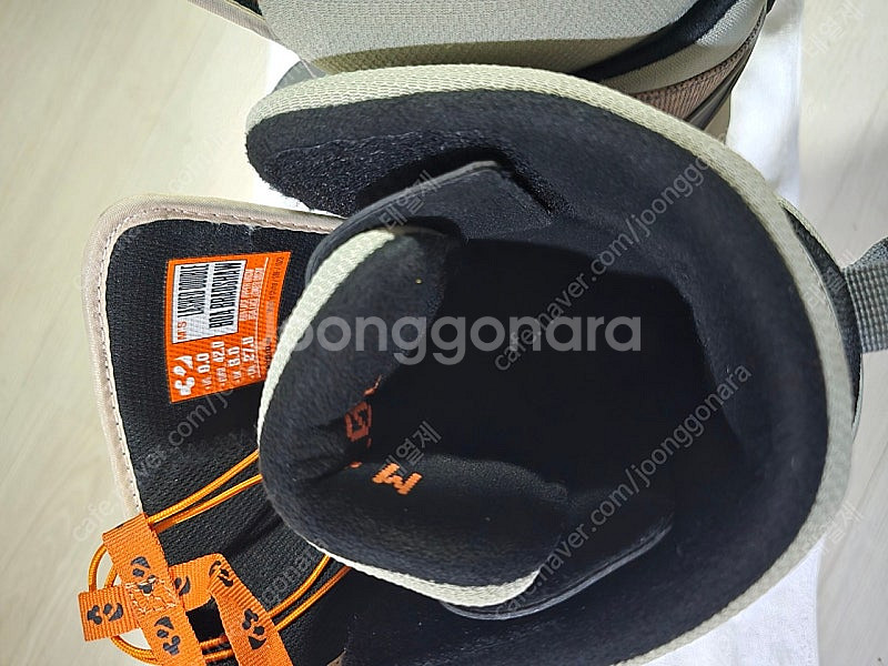 2324 써리투 32 라쉬드 270 그레이 2324 버튼 카르텔X M사이즈 그레이 팔아요--6