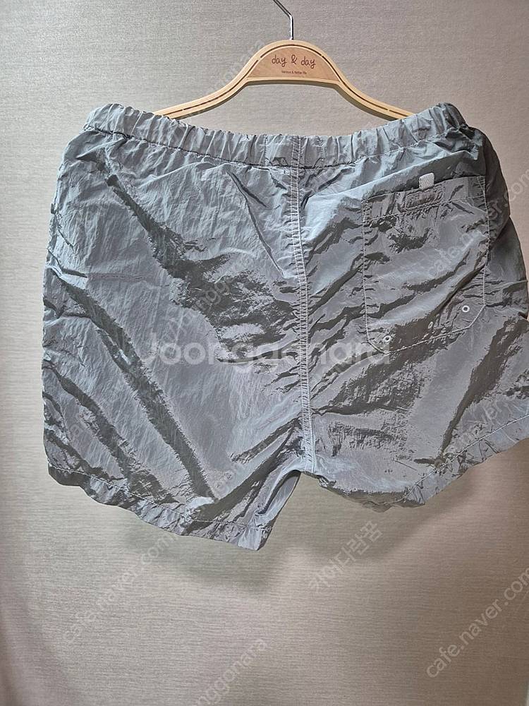 스톤아일랜드 나일론 메탈 스윔팬츠 라이트그레이 S--1