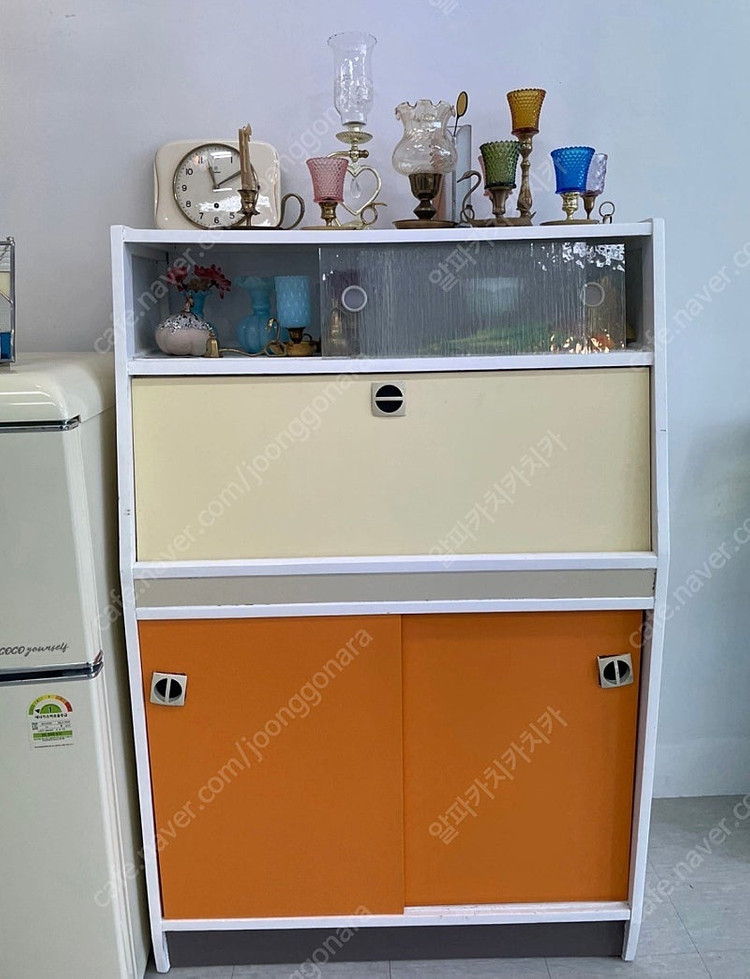 빈티지 레트로 수납장 키친장 빈티지가구 이미지