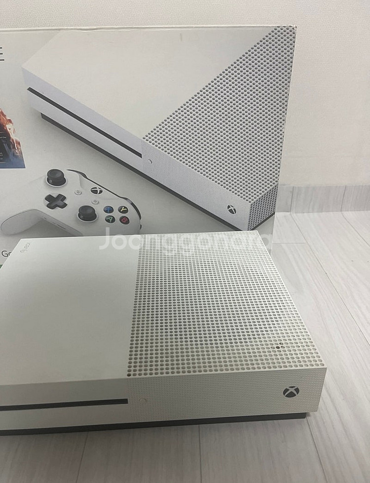 xbox one s 판매합니다--0