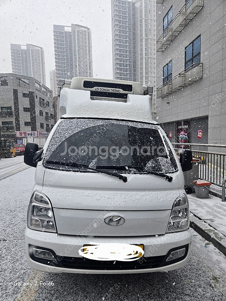 22년식 1톤3빠렛 냉동탑차 팝니다--0