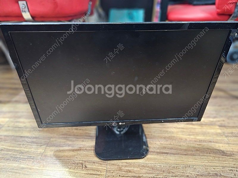 23, lg 24인치 모니터 팝니다.--0