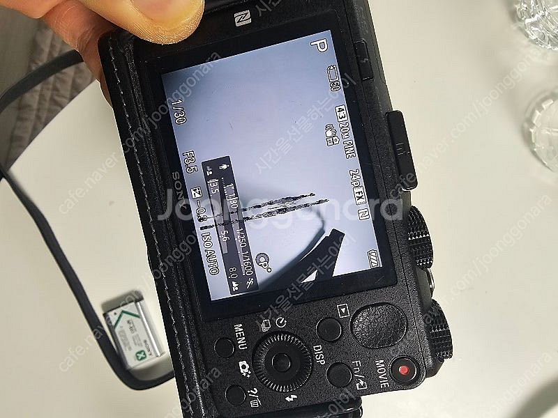 소니hx60v 똑딱이 카메라 팝니다--1