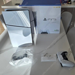 PS5 플스5 슬림디스크 버전 팝니다.