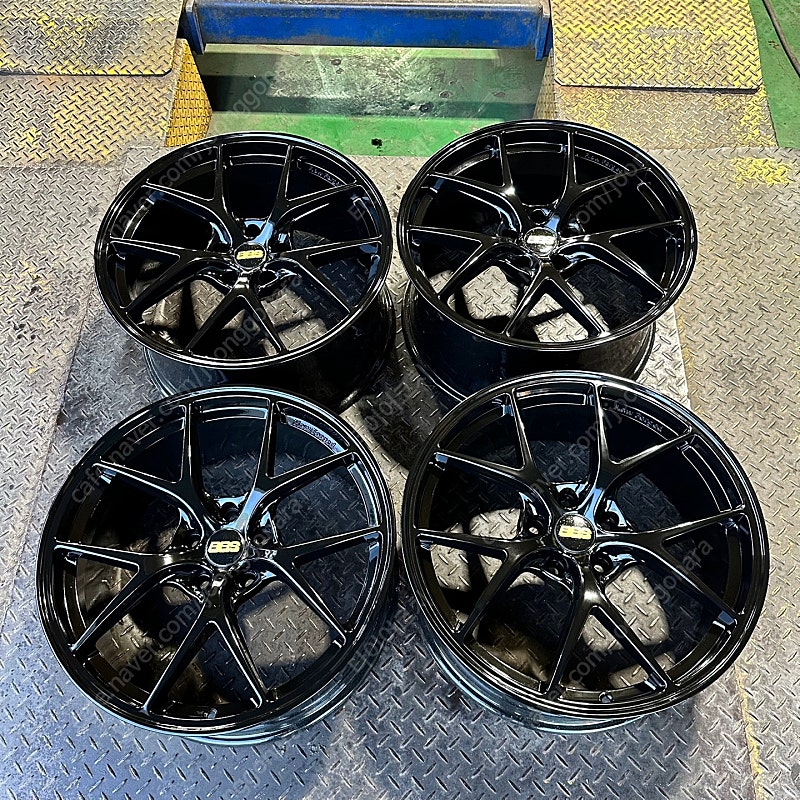 19인치 BBS CIR st 플로포밍 유광블랙 중고휠 ...--0