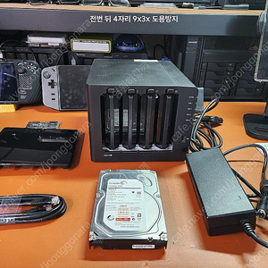 시놀로지 DS415+ RAM8G + 4테라 포함