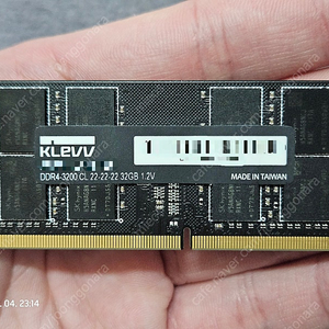 Klevv 클래브 노트북용 램 DDR4-3200 32GB 판매합니다.