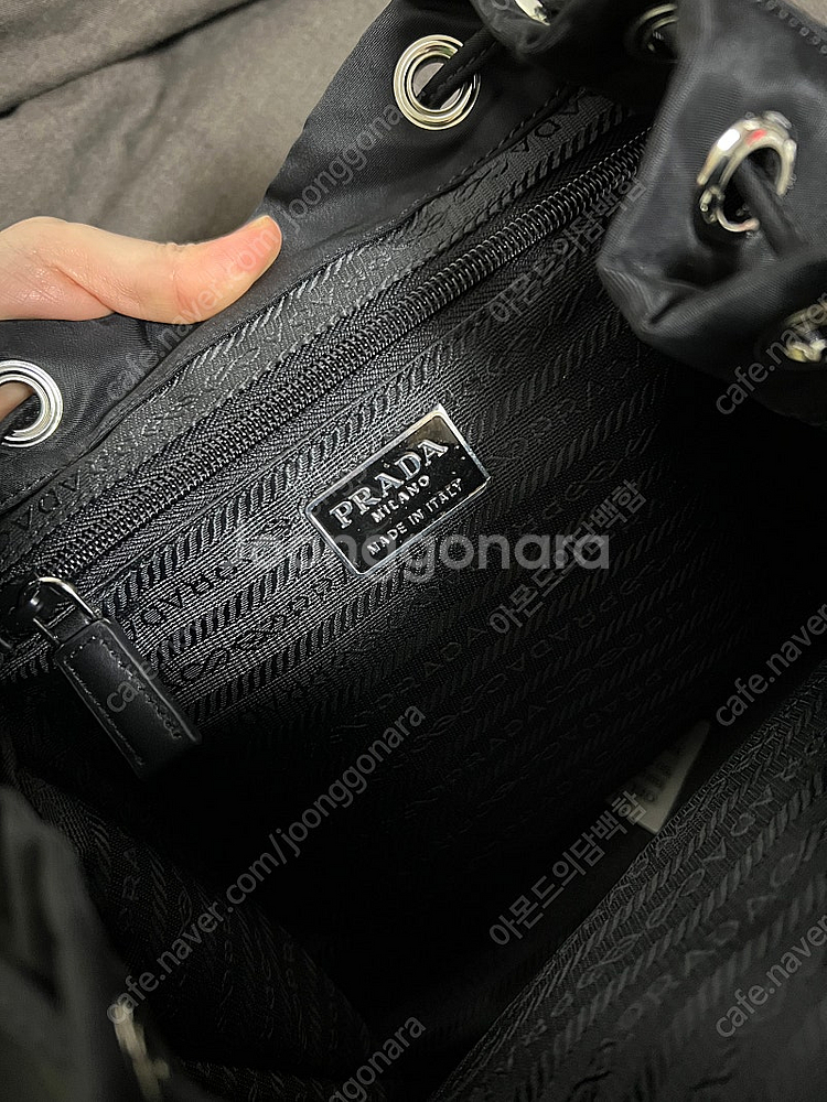 프라다 미니 백팩 새상품--5