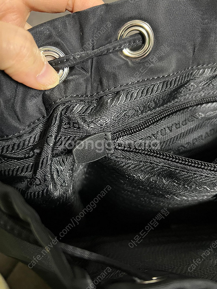 프라다 미니 백팩 새상품--6