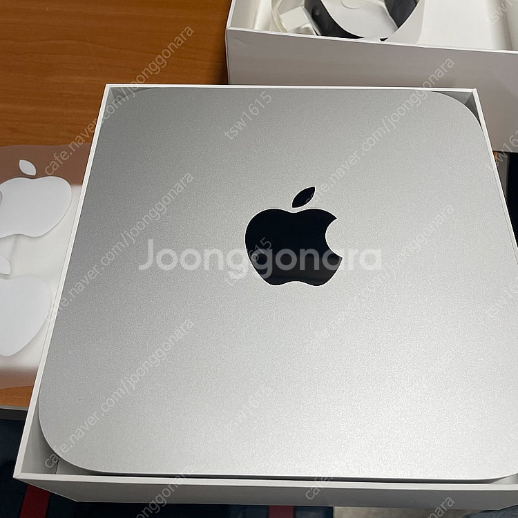맥미니 M1 8GB 256GB 기본형 판매합니다--0