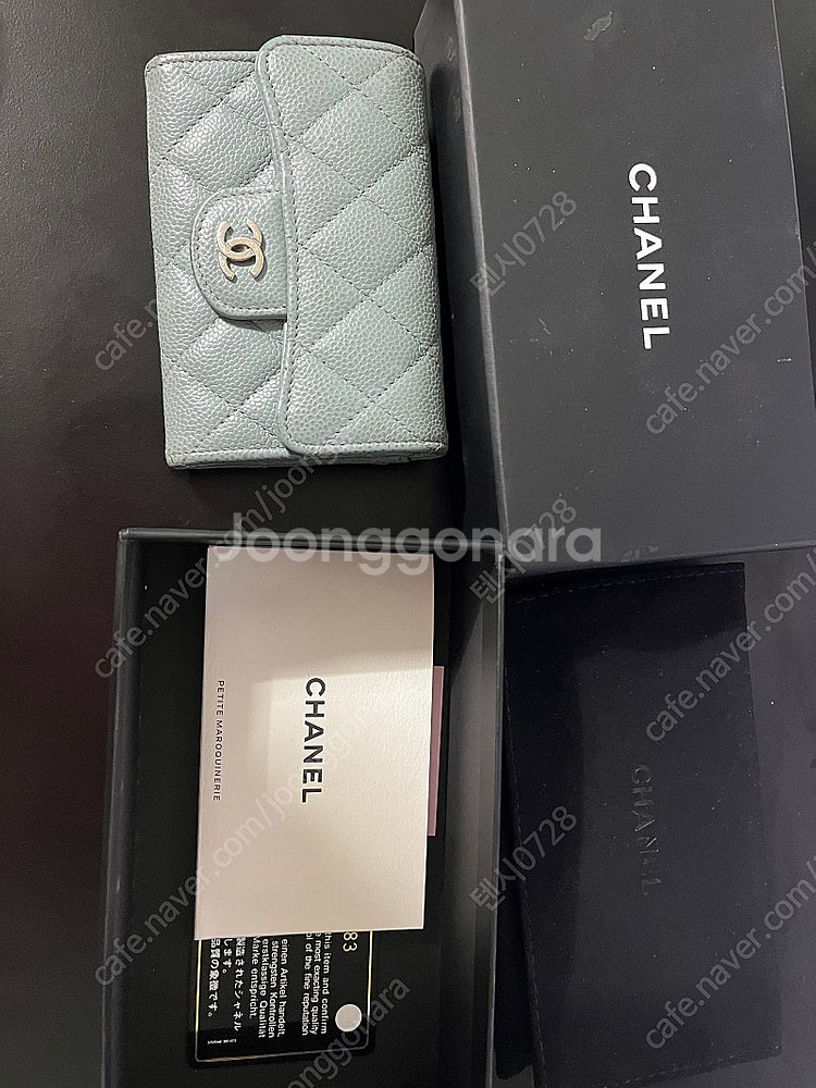정품 샤넬 똑딱이 클래식 캐비어 지갑 민트 그레이--0