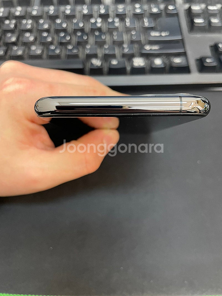 아이폰11프로 64GB 그레이 배터리90% 상태좋은 중...--3
