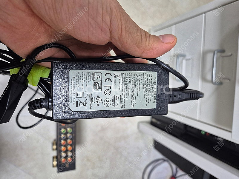 컴포넌트 셀렉터 매트릭스 4x2 팝니다.--8