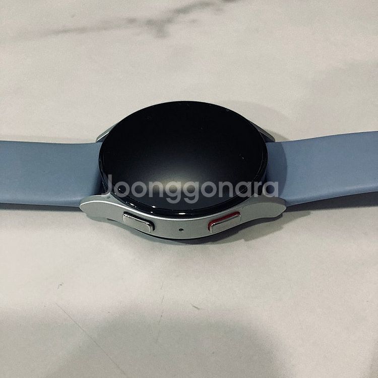 갤럭시 워치5 실버 40MM S급 케이블포함 6만5천원...--2