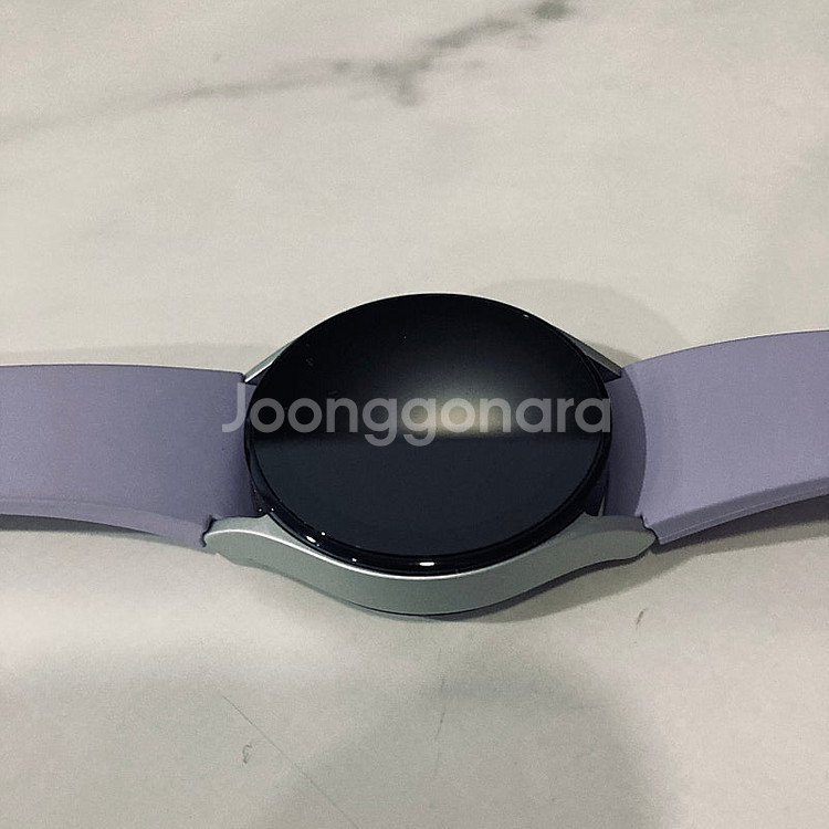 갤럭시 워치5 실버 40MM S급! 케이블포함 6만5천...--2