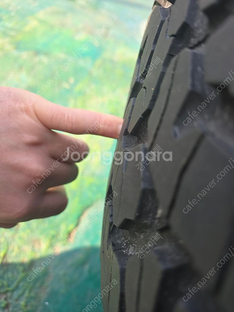 BF굿리치 AT타이어 315/70R 17 4짝 팝니다.--1