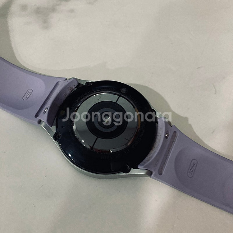 갤럭시 워치5 실버 40MM 단품 4만5천원 판매합니다...--4