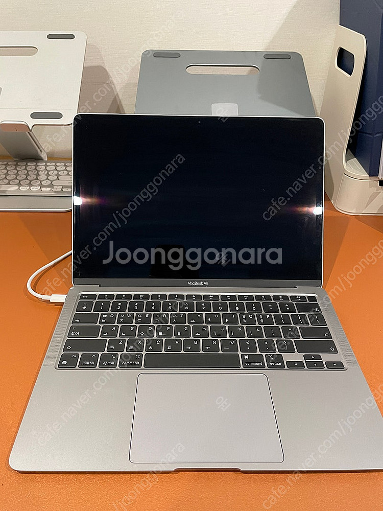 맥북 에어 m1 16코어 512gb--0