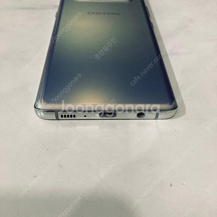 갤럭시 S10 5G 실버 256기가 S급 16만원 판매...--2