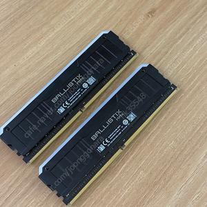 크루셜 발리스틱스 DDR4 4400 cl19 16GB(8x2) 판매합니다.