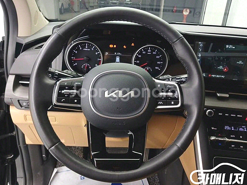 [기아]카니발 4세대 가솔린 11인승 프레스티지 202...--1
