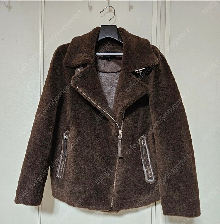 새상품급) 카시바디 양모 100 양가죽 무스탕 자켓 판매합니다--3