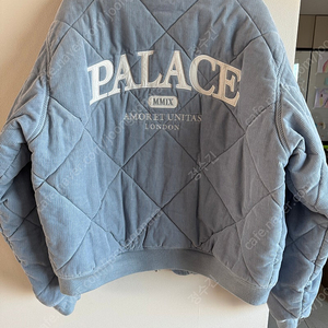 Palace 팔라스 퀼티드 자켓 남성 xl