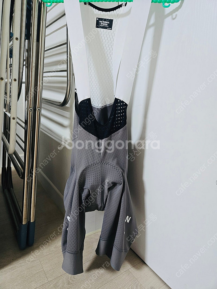 파노말 메카니즘 빕숏 그레이색상 M사이즈 팝니다.--0