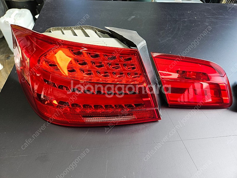 bmw m3 e92 정품 테일램프 좌우 한쌍 판매합니다--1