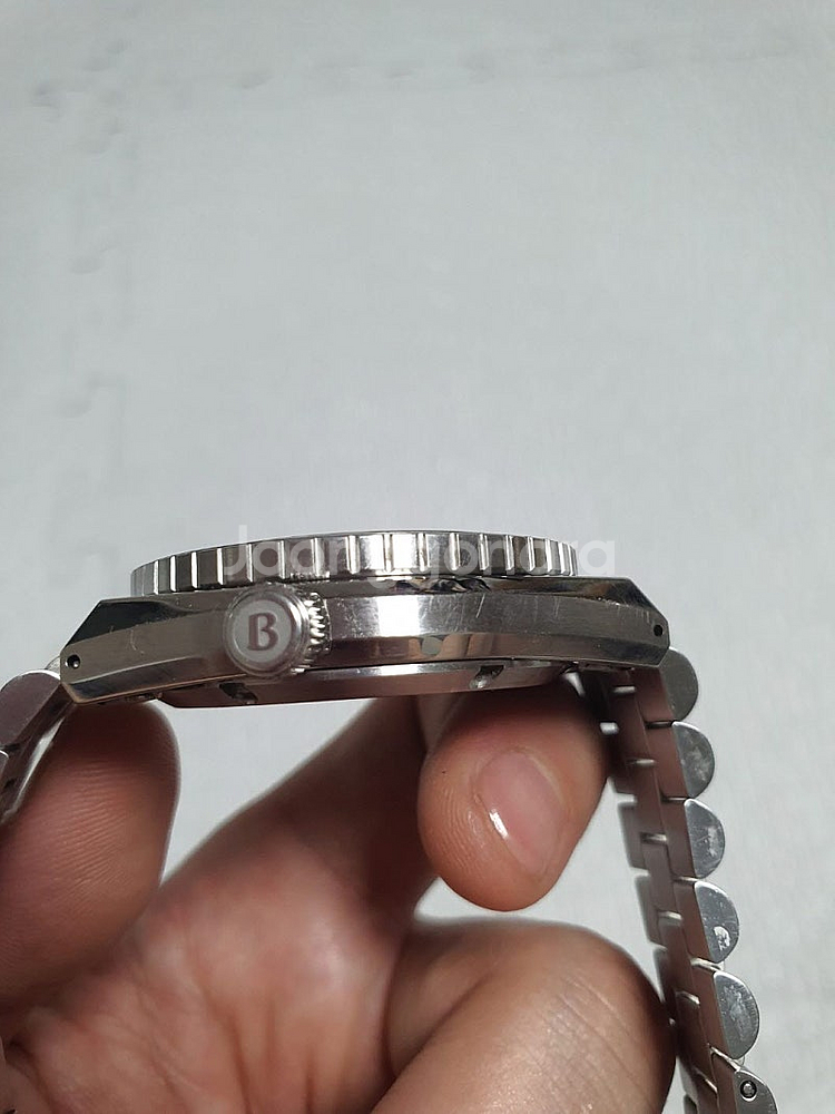 보레알리스 올리시포 (40mm 다이버시계)--5