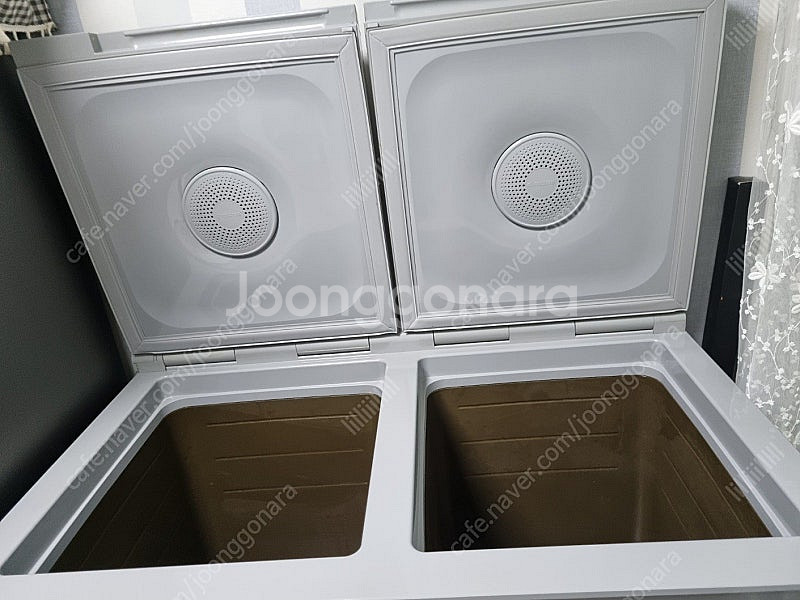 딤채 김치냉장고 (통8개) 200L / 상태좋아요--6