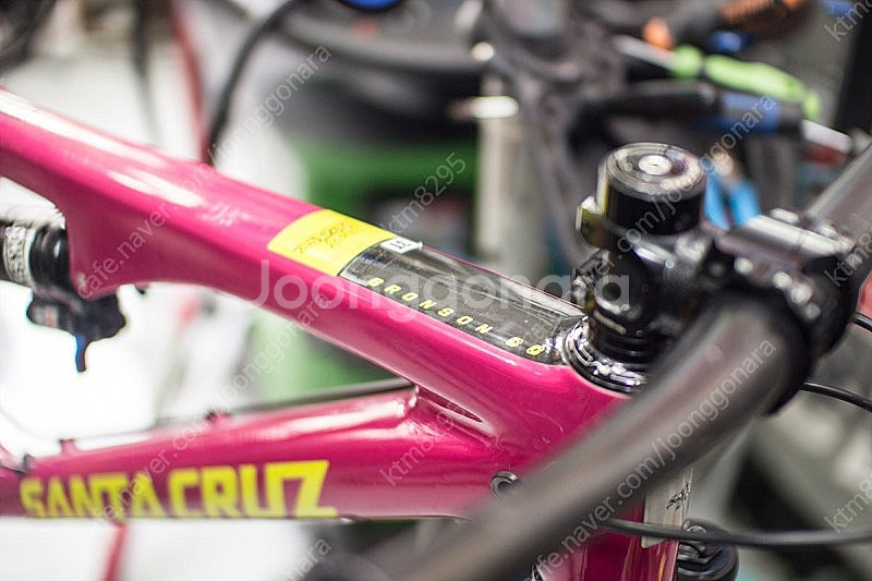 산타크루즈 MTB 자전거 브론슨 CC 기함급 싸게 판매...--3