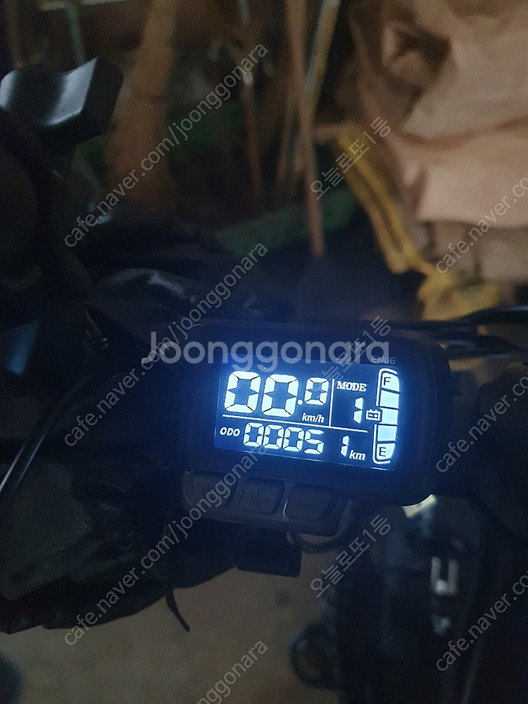 볼트몬스터VT700 BF26P 전기자전거 팔아요--0