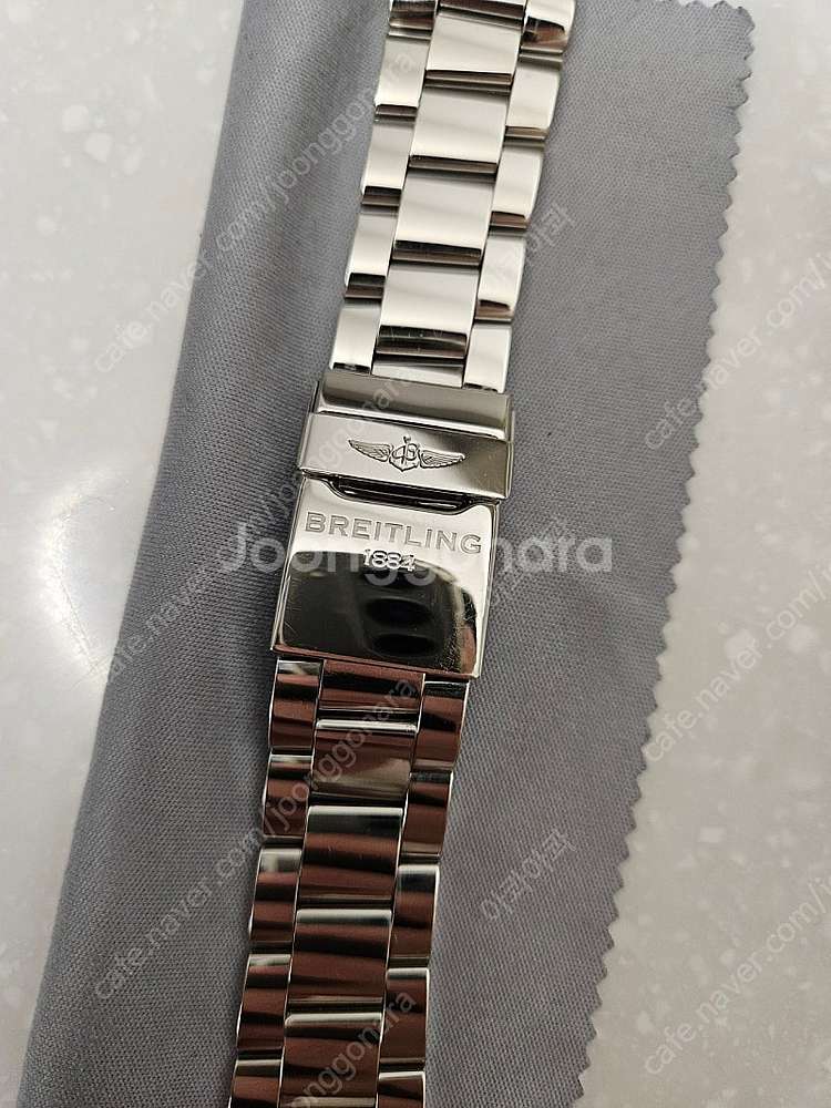 브라이틀링 어벤져2 GMT 43mm 판매합니다.--7