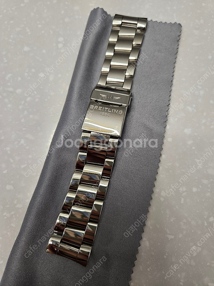 브라이틀링 어벤져2 GMT 43mm 판매합니다.--9