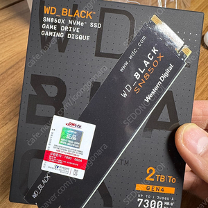 WD BLACK SN850X M.2 NVMe ssd 2tb 미개봉 판매합니다