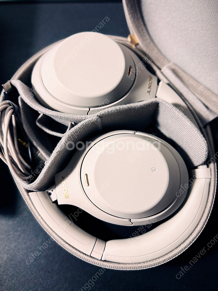 소니 WH-1000XM4 팝니다--3