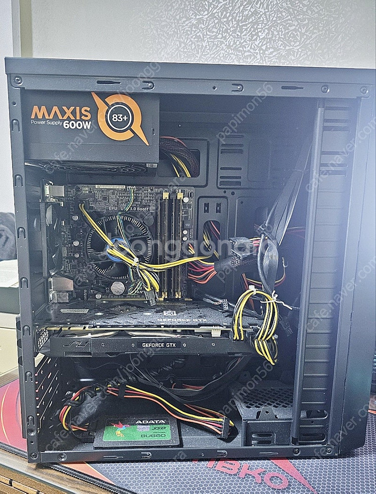 게임용 데스크탑 (i7 4790 & 1070TI) 판매...--0