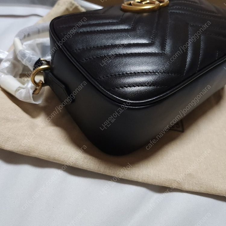 구찌 마틀라세 스몰 크로스백 구찌 카메라백 이미지