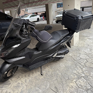 혼다 PCX125 22년식 9,500km 개인거래 무광블랙 풀세팅