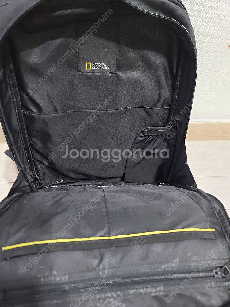 내셔널지오그래픽 백팩 18인치 노트북 수납가능--3