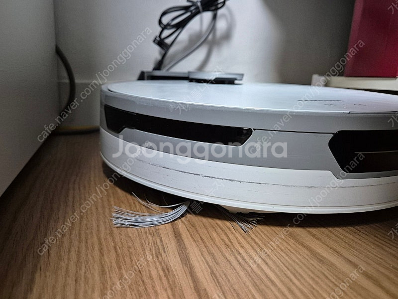 삼성 로봇청소기(vr30t80313w)--2