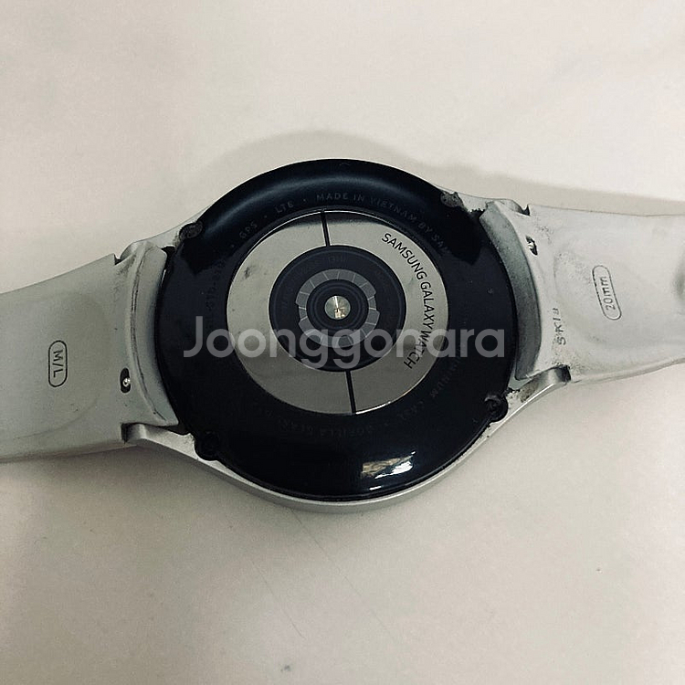 갤럭시 워치4 실버 44MM 매우깨끗! 케이블포함 7만...--4