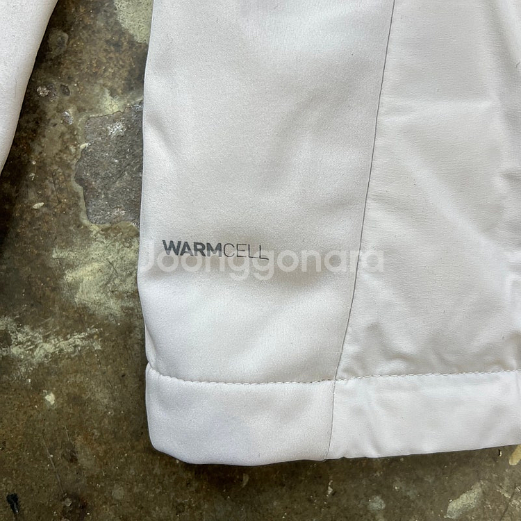 M) 푸마 심리스 구스다운 경량 패딩 점퍼--4